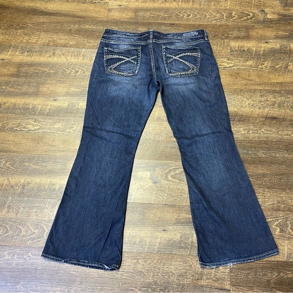 Silver Jeans Eden Bootcut Flare Distressed Womens 36x33(32) Thick Stitch Western - Picture 1 of 11